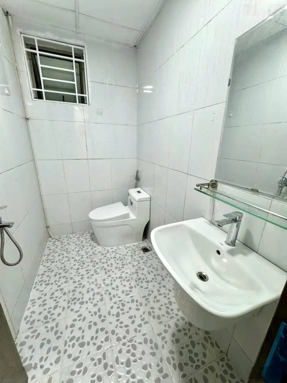 Bán nhanh căn 76m2, 3ngủ&2vs, HH4 Linh Đàm Hoàng Mai. Lh: 0966 455 *** em Thuỷ