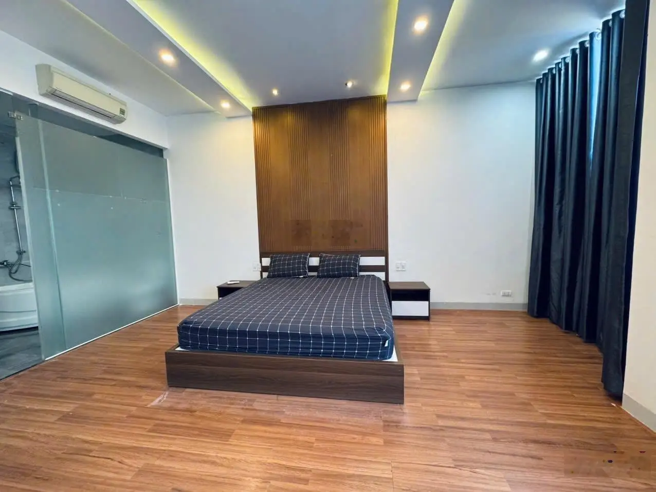 Nhà đẹp 3 tầng full nội thất - Hói Kiểng 10 cạnh Nguyễn Phước Lan chỉ 5, x tỷ