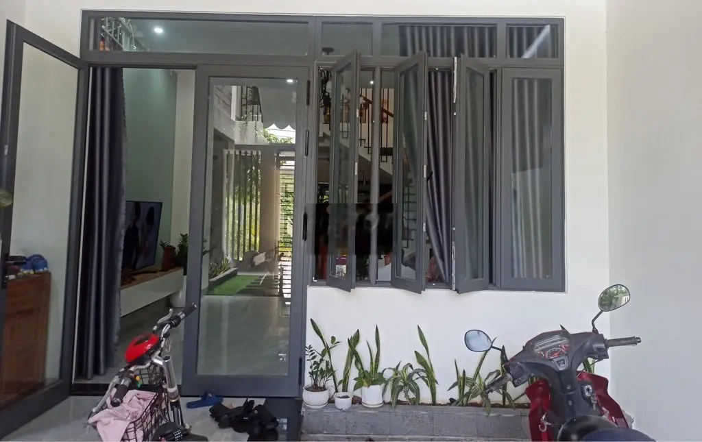 Bán Nhà 3 tầng MT Trần Quang Khải,ngay ĐH Phạm Văn Đồng, TP Quảng Ngãi