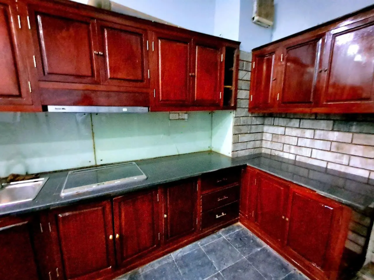 5.85 tỷ - 35m2 - Bạch Mai - Tạ Quang Bửu - nhà dân gần phố