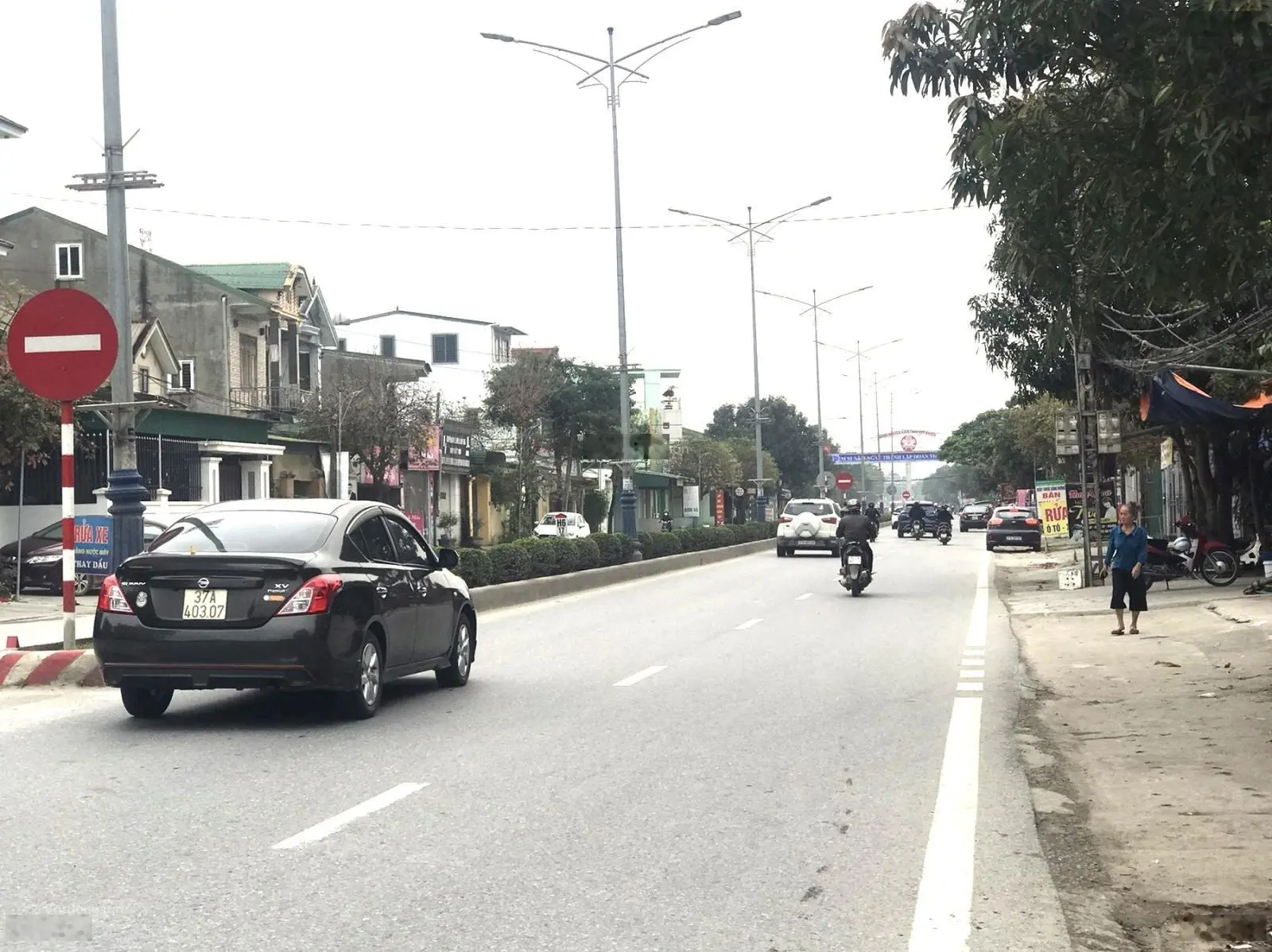 Bán đất mặt đường Quốc Lộ 46A (Kim Liên) xóm 8 Hưng Chính 200m2 giá chỉ hơn 6 tỷ cho thuê tốt