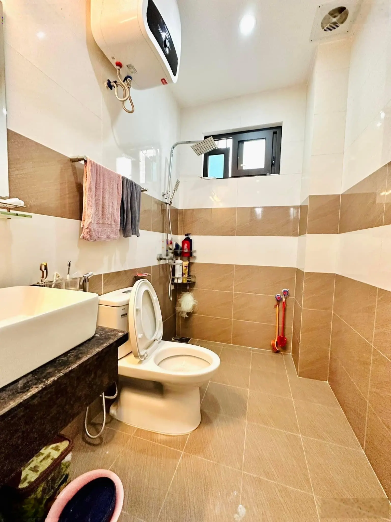 Miễn chê !!! phố vip vương thừa vũ -phân lô -oto -nội thất xịn -ở sướng-45m x 6 tầng mặt tiền 5m5