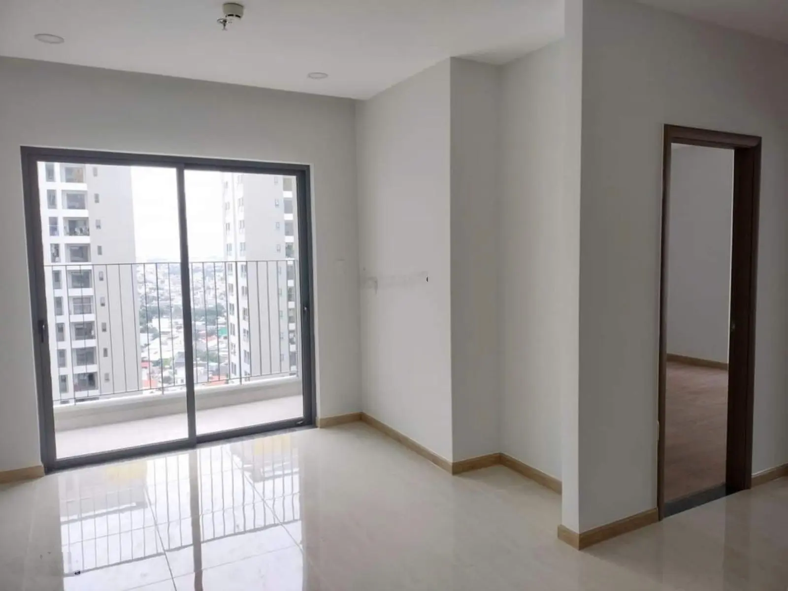 BÁN CĂN HỘ 2PN2WC TẠI BCONS GARDEN, CHỈ VỚI 1,45 TỶ VND, 57M2, Tầng trung đẹp. trọn thuế phí