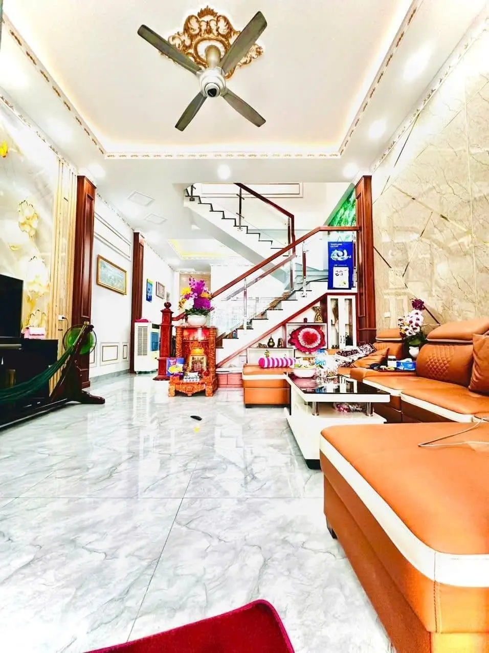 Nhà 2 Lầu Hoàn Công, Đường Phan Bội Châu Gần cụm Trường Học cấp 1 2 3 Dĩ An