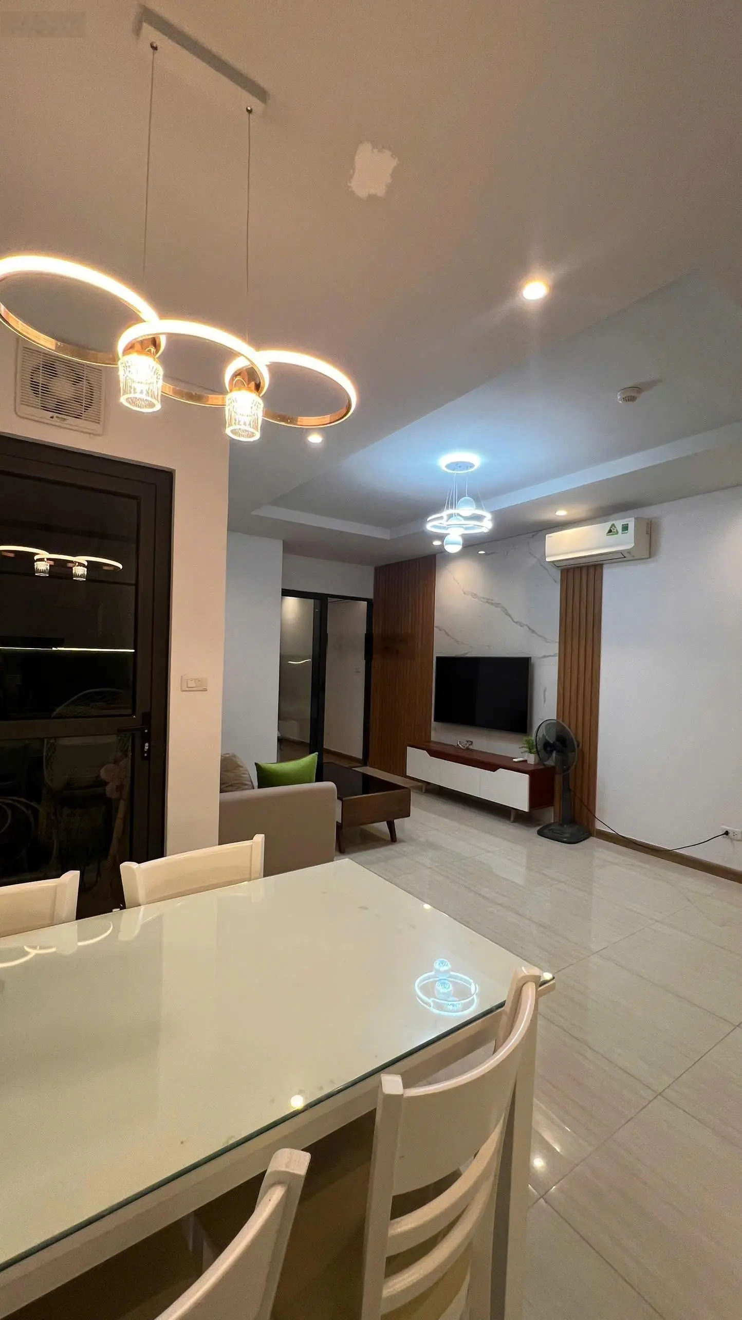 Bán căn hộ 1 phòng ngủ lớn chung cư Green Bay Garden (Bim 30 Tầng) Hùng Thắng - Hạ Long