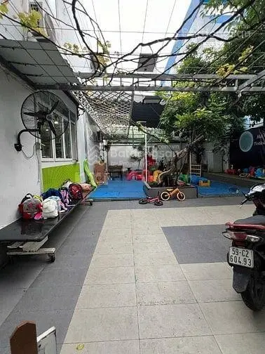 Bán nhà hoặc đất dt 256m2 (16x16) đường 12m bình phú q.6
