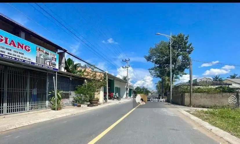Bán nhanh đất thổ cư 120m2, SHR tại MTĐ Phan Đình Giót, Phường 6, Sóc Trăng gần