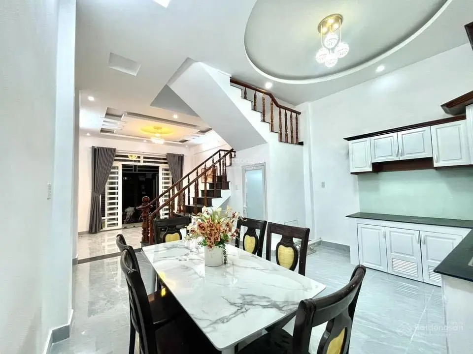Bán nhà chính chủ đường Đặng Lộ 38,5m2, cách THCS Tân Bình 200m, nhà sổ riêng