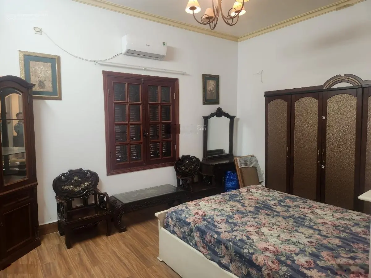 Biệt thự siêu víp dịch vọng, giá rẻ, ôtô, phân lô, 4 tầng, 270m2, mt20 - 65tỷ