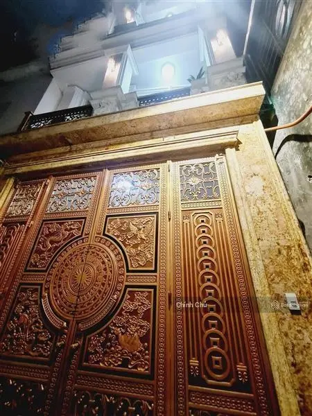 Chính chủ bán nhà 6 tầng thang máy giá rẻ nhất khu vực Hoàng Mai