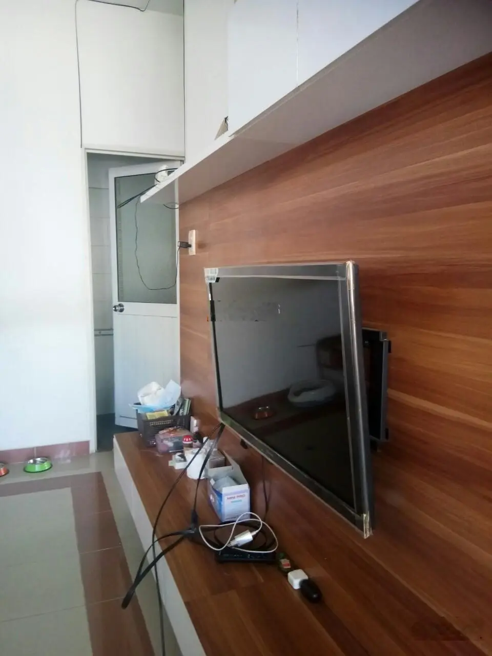 Cần bán chung cư 312 Lạc Long Quân, 2 phòng ngủ quận 11