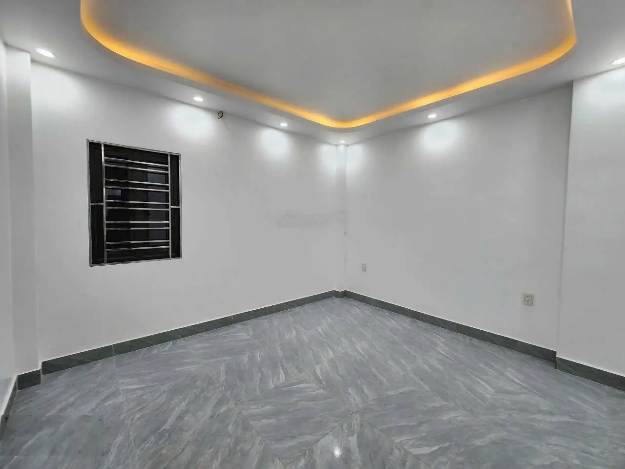 Bán nhà 3 tầng xây độc lập tại Hoàng Mai, Đồng Thái, An Dương. Giá 2,38 tỷ
