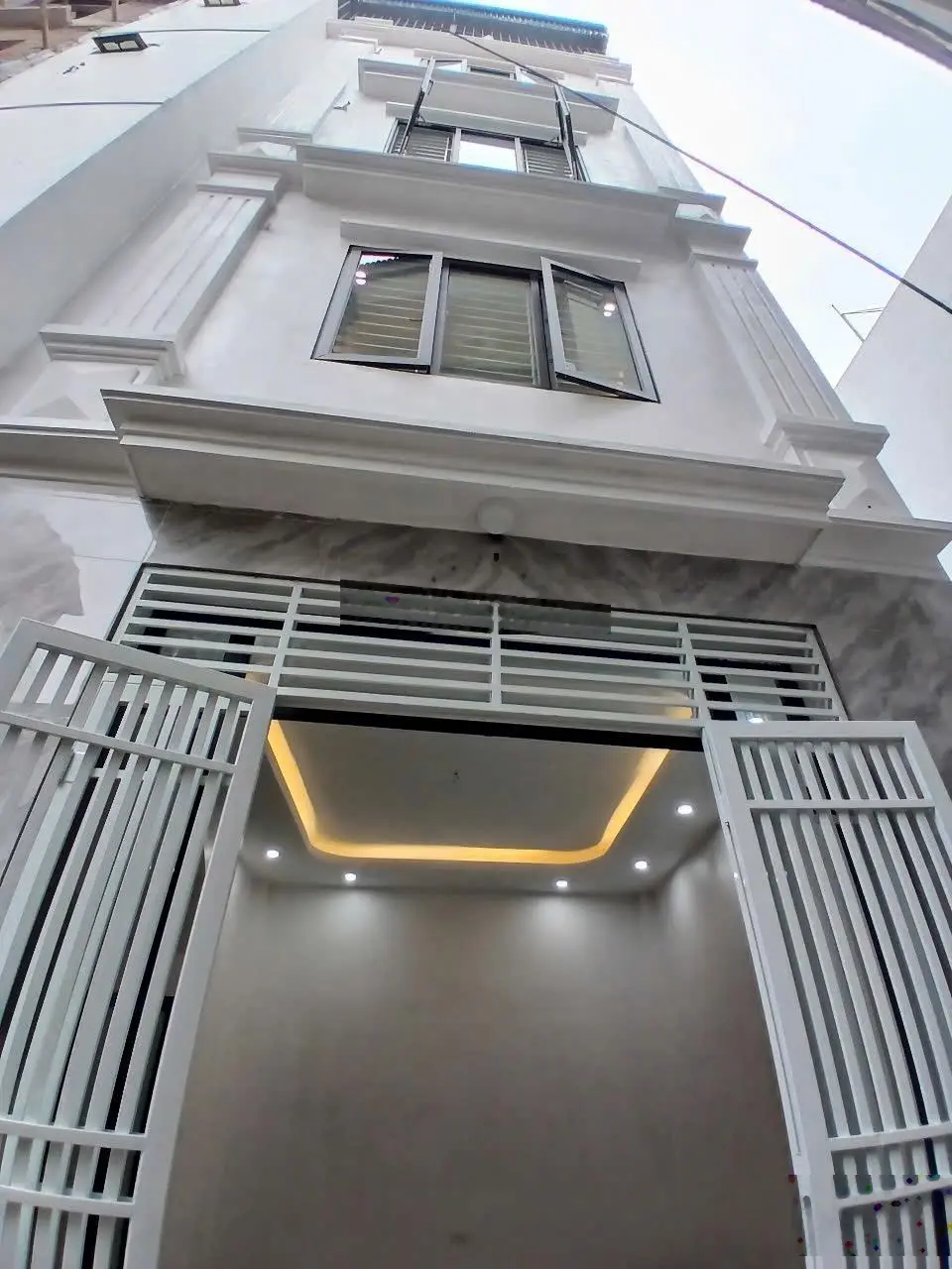 Bán NR 30m2, Đ. Ỷ La, 2PN, 2WC, 5,35 tỷ, Hà Đông, HN