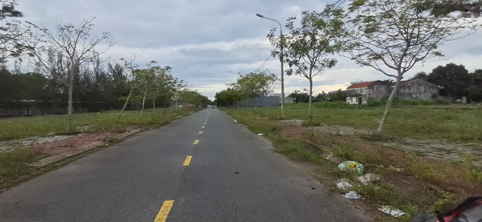 Bán đất mặt tiền đường Lê Đức Thọ đấu lưng trường đại học Y giá chỉ 2.45 tỷ 121m2
