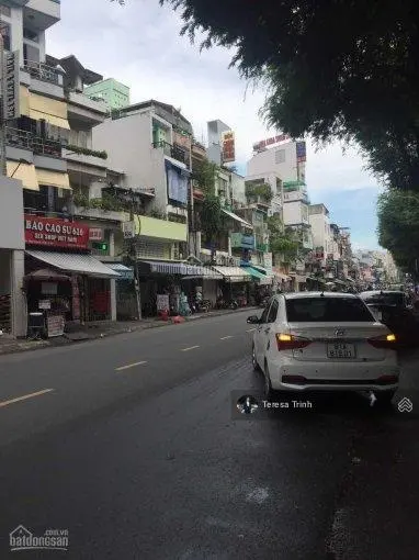 Bà tôi bán tòa nhà góc 2 MT Nguyễn Thị Thập Quận 7(10x20m) 6 tầng 33 CHDV HĐT: 250 triệu/th 39 tỷ