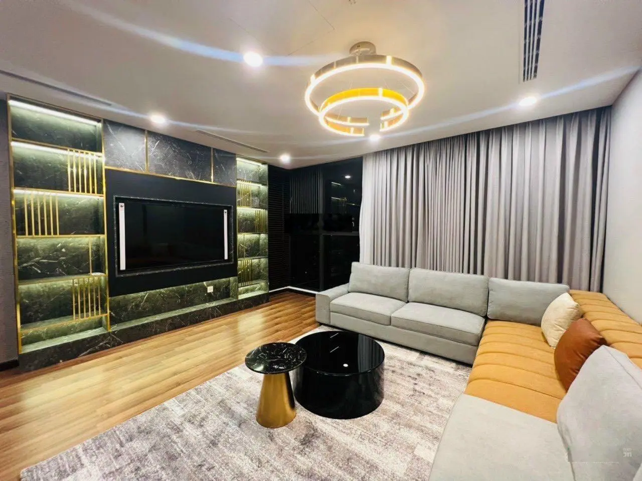 Bán chung cư 3 ngủ toà N06, N07, N09 cạnh công viên Cầu Giấy 5 tỷ