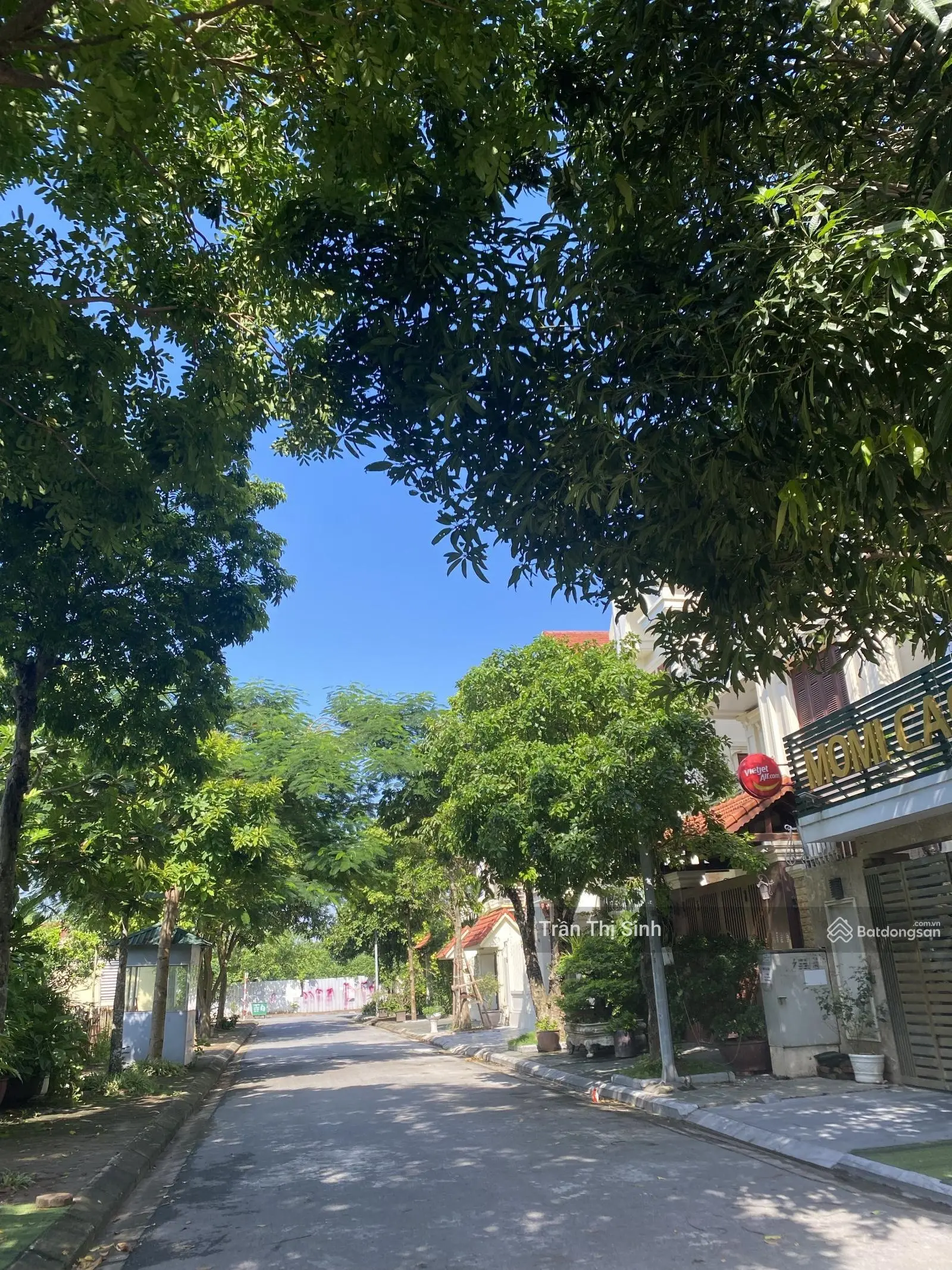 Biệt thự song lập khu đô thị Việt Hưng Long Biên mặt phố view quảng trường xanh đẳng cấp thượng lưu