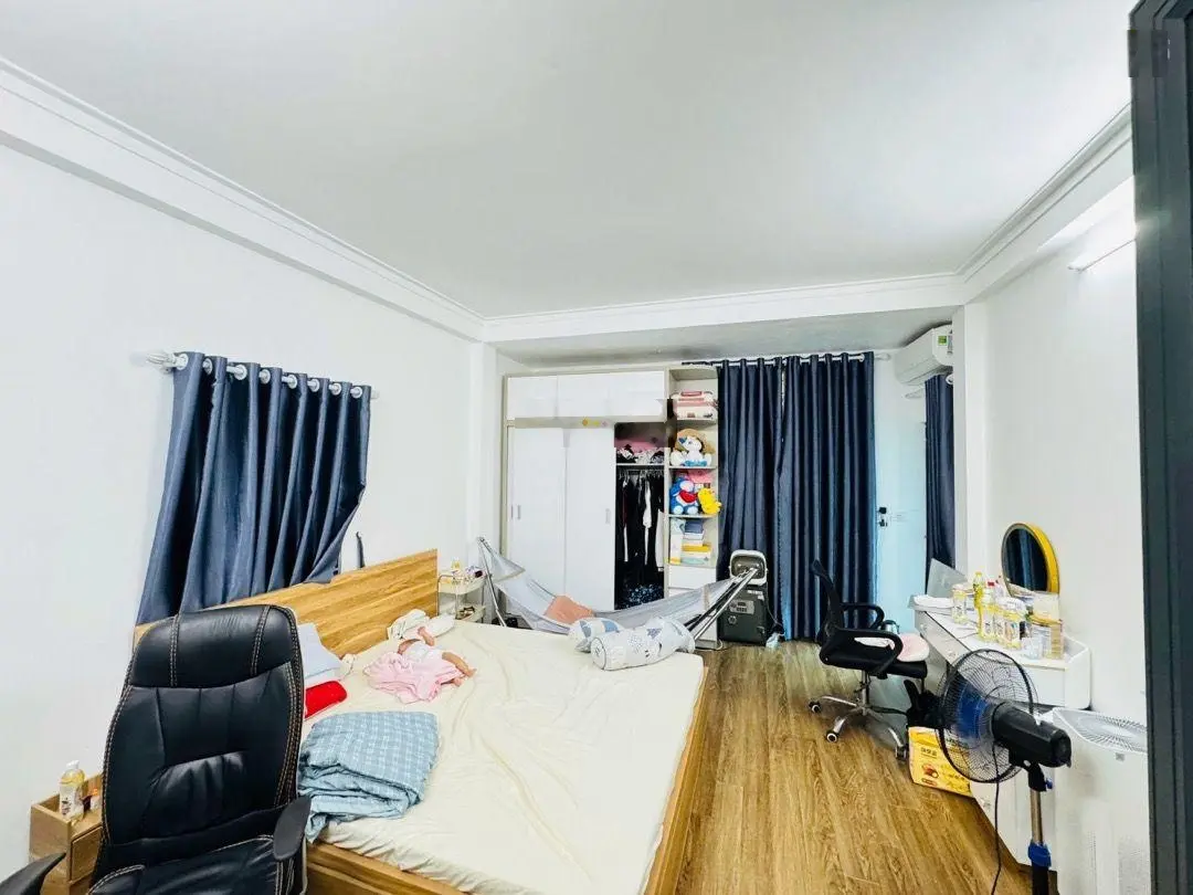 Bán nhà 12 Nguyễn Lân - Thanh Xuân, 43m2, 5 tầng, MT 4m, giá 7.95 tỷ