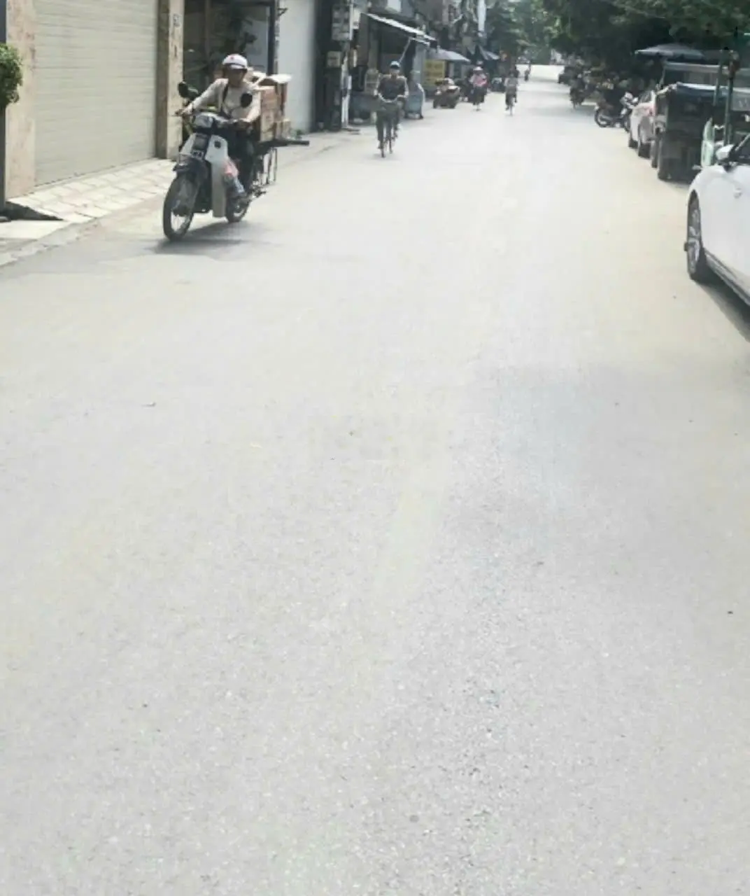 Nhà đẹp Long Biên, giá hợp, 1 nhà ra ô tô tránh, 3 phút ra Big C Long Biên, khu vip