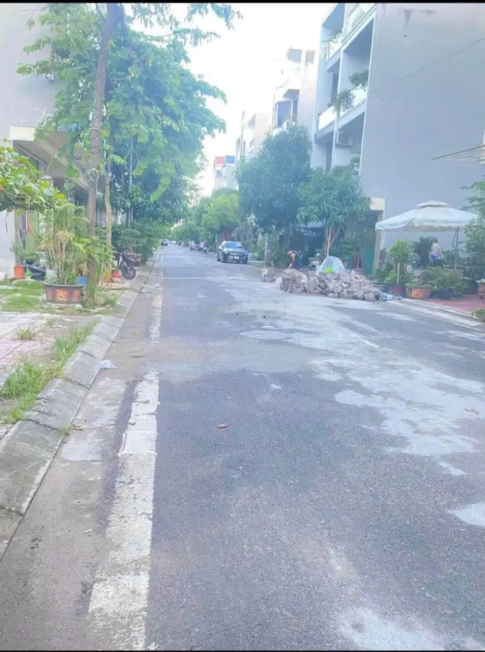 Bán 1 hoặc 3 lô liền kề mặt đường nguyễn khánh toàn khu bãi viên