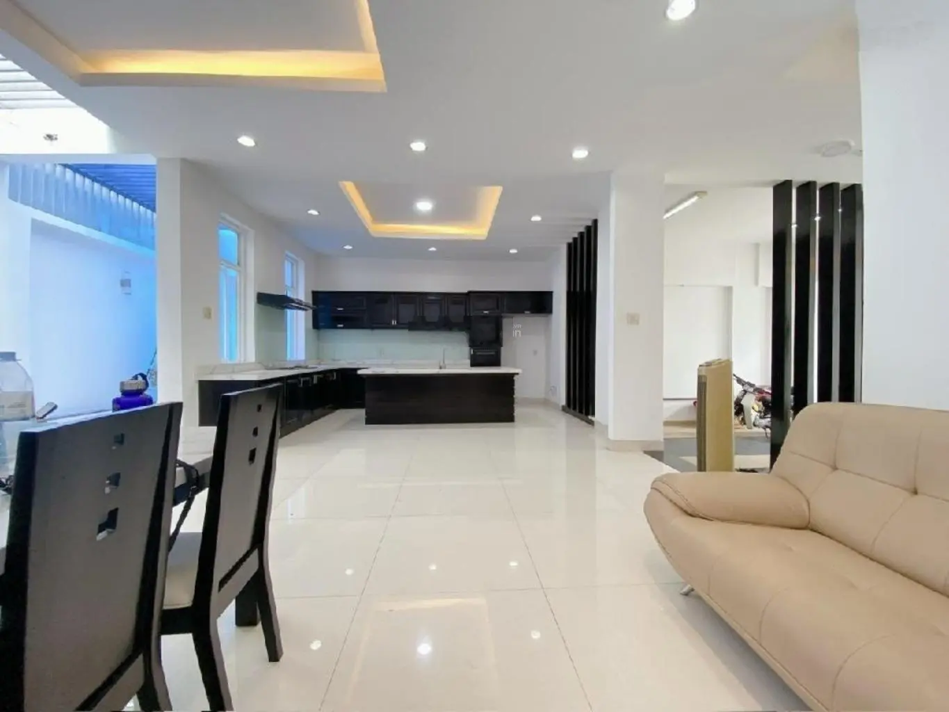 Nhỉnh 5ty, bình đông, p15, q8, 4 tầng, 6pn .shr, ko quy hoạch