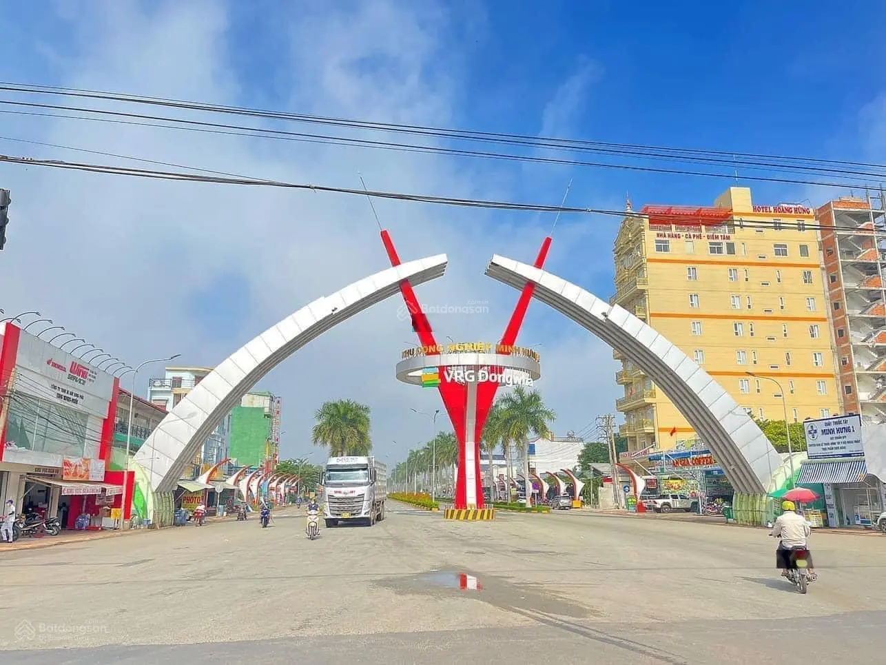 Cần bán lô đất mặt tiền đường nhựa, sổ sẵn, gần KCN Minh Hưng, Chơn Thành, Bình Phước