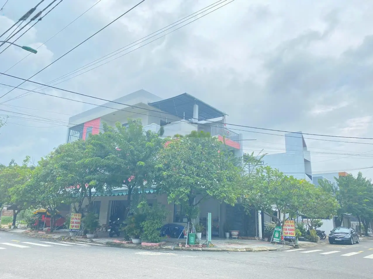 Bán góc la hối và thanh lương 9 ( đối diện công viên ) - hoà xuân .