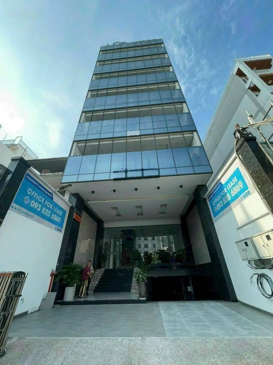 Bán nhà góc Cách Mạng Tháng 8 - 8x28m - hầm 7 tầng - HĐT: 220Tr/tháng - giá bán: 40 tỷ