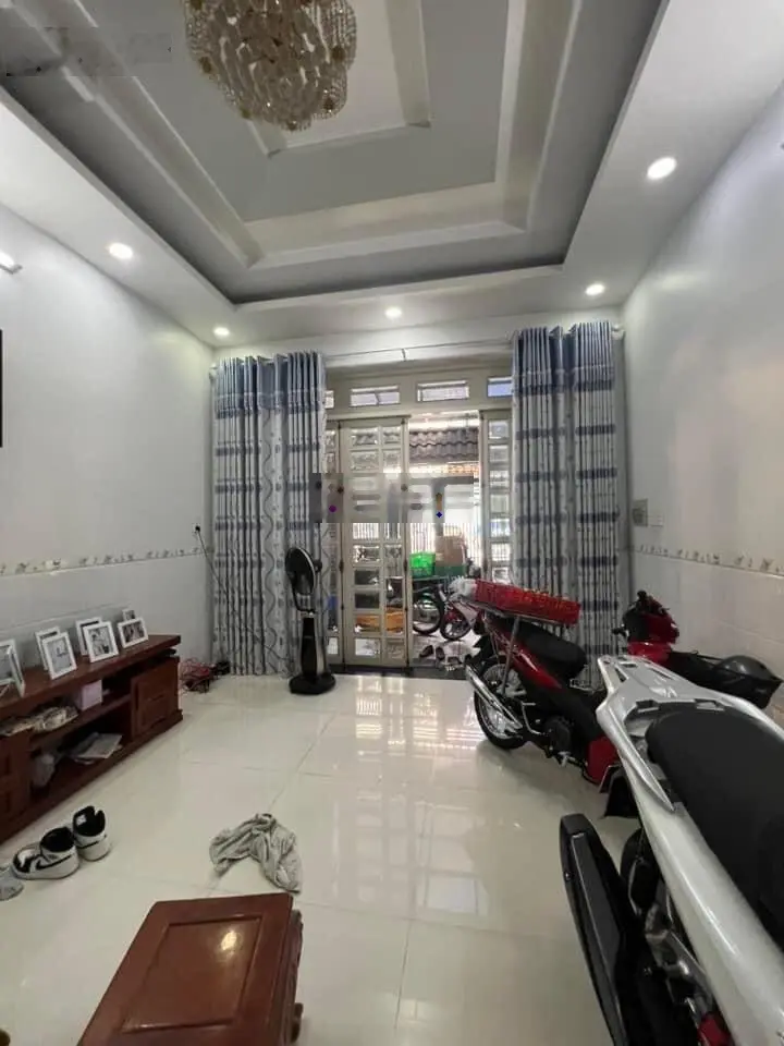 Bán nhà 3 tầng 95m2 hẻm xe tải đường Trần Thái Tông, P 15, Tân Bình