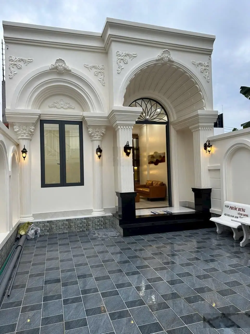 BÁN NHÀ MỚI 100% TÂN CỔ ĐIỂN SANG ĐEP 3 P NGỦ , P8 TP VĨNH LONG ( KHU DÂN CƯ VƯỢT LŨ PHƯỜNG 8)