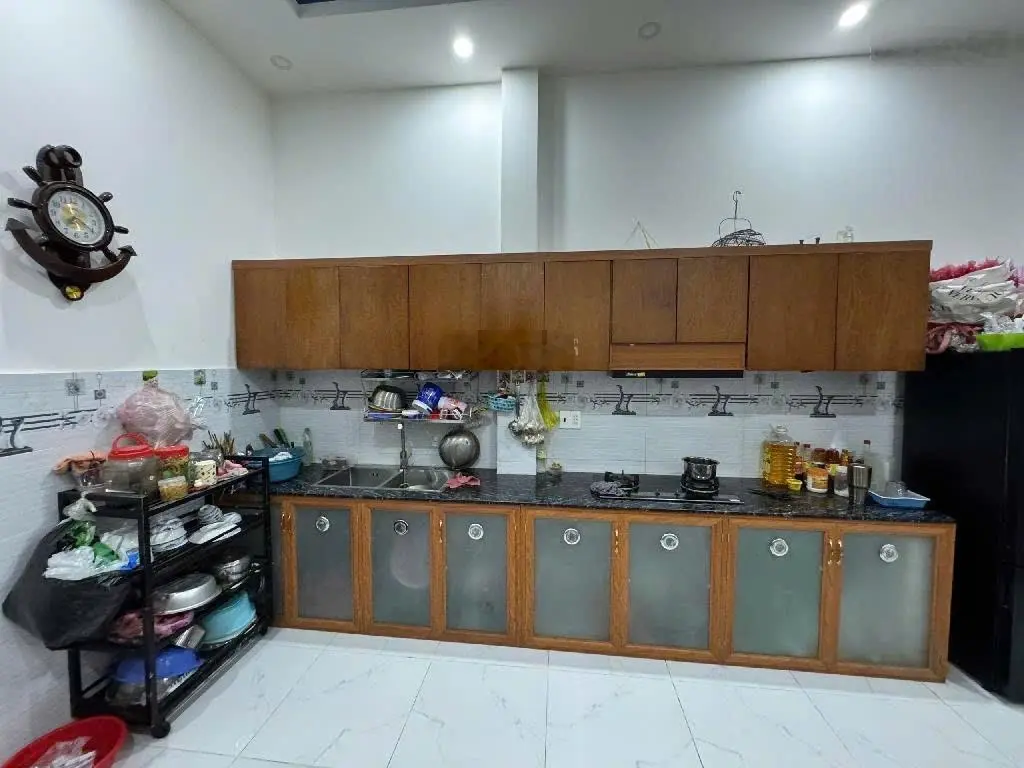 4x18m- nhà 2 tầng 3pn mới tinh, hẻm xe tải 6m thông- Lô Tư- BHH A giáp Tân Phú, chỉ hơn 5 tỉ