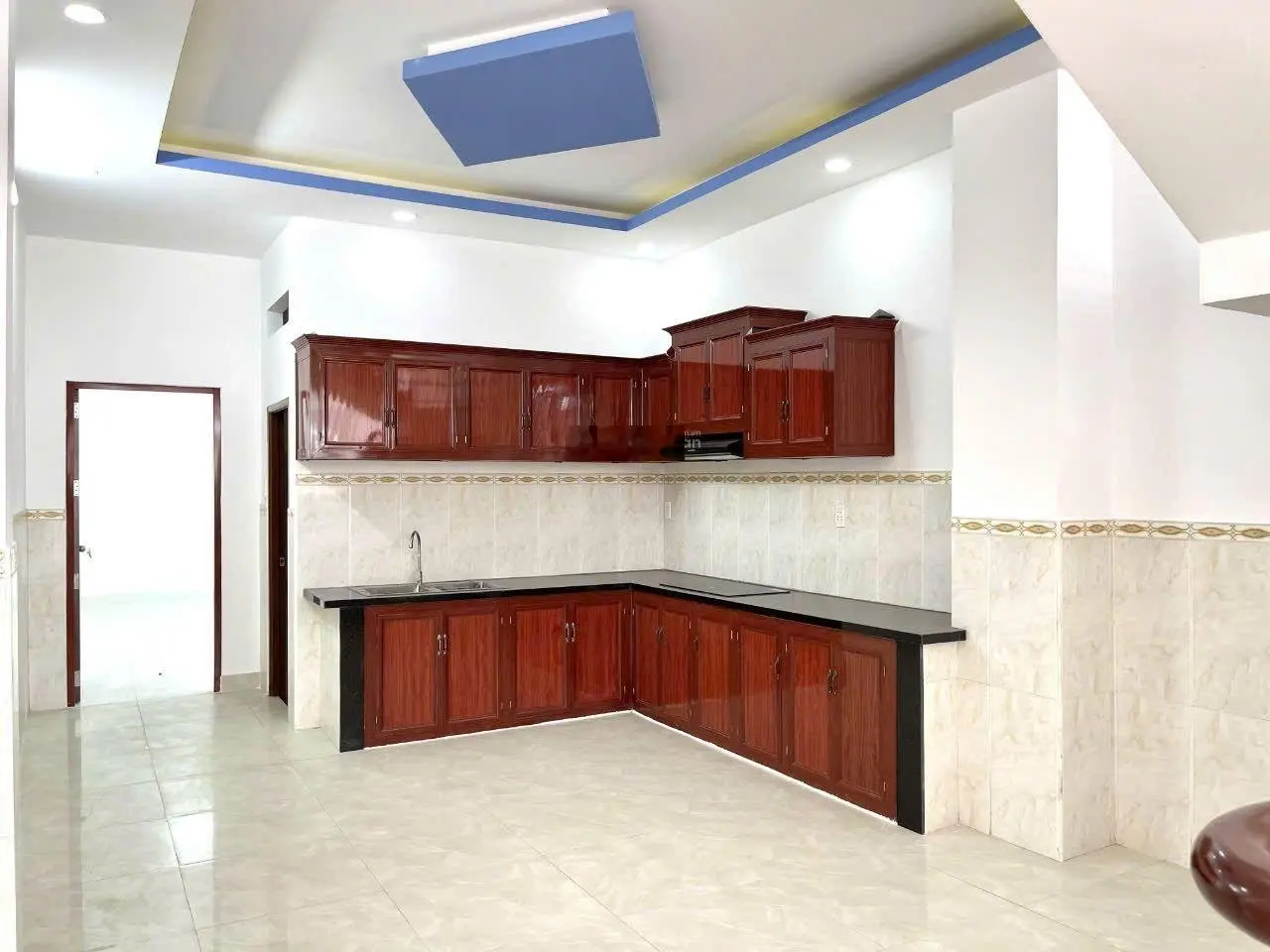 Bán nhà hẻm nội bộ Lê Trọng Tấn, gần trường ĐH Công Thương, DT 92m2, đúc 2 tấm, giá chỉ 7.45 tỷ TL