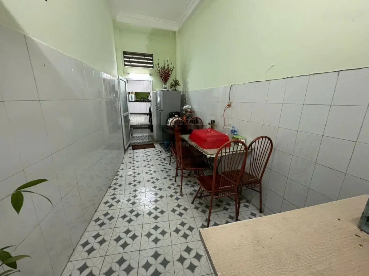 GIÁ BẤT NGỜ!!! Bán nhà Văn Hương - Đống Đa-47m2 -4 tầng -5 tỷ - cách ô tô 2 nhà - ngõ nông
