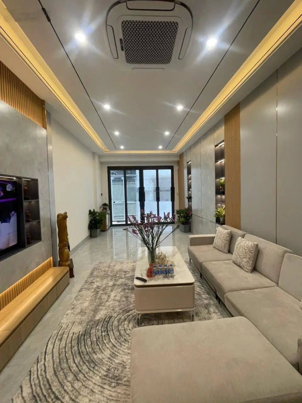 Cần bán nhà phố Đàm Quang Trung 50m2 3 tầng dân xây chắc chắn giá 7.5 tỷ