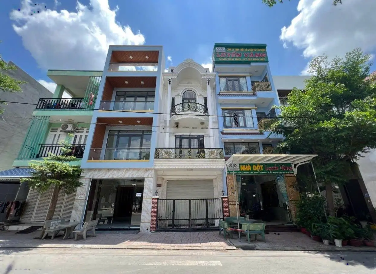 Nhà phố KDC Lê Phong, Tân Bình gần ngã tư Chiêu Liêu Tp Dĩ An