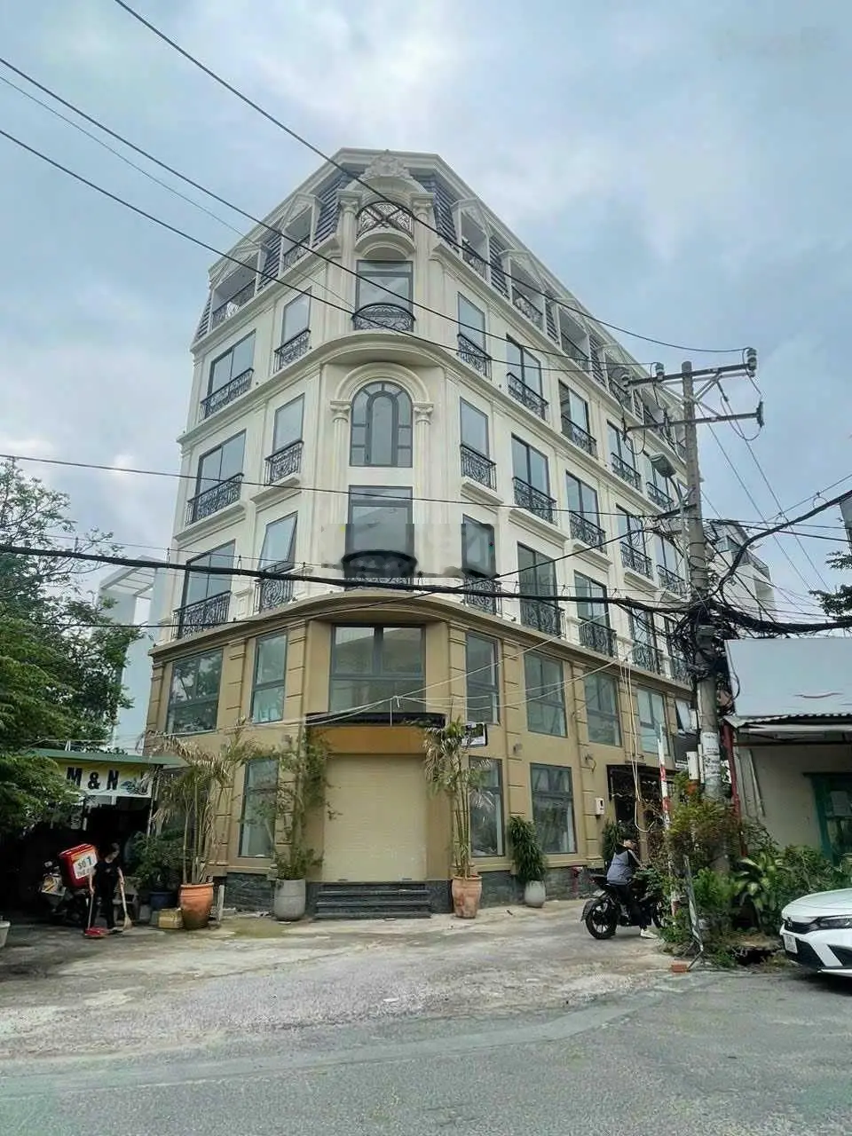 Nhà đẹp - Giá tốt! Góc 2 mặt tiền Phổ Quang(7x26m), hầm 5 tầng, HDT 110tr/tháng, giá chỉ có 26,5tỷ