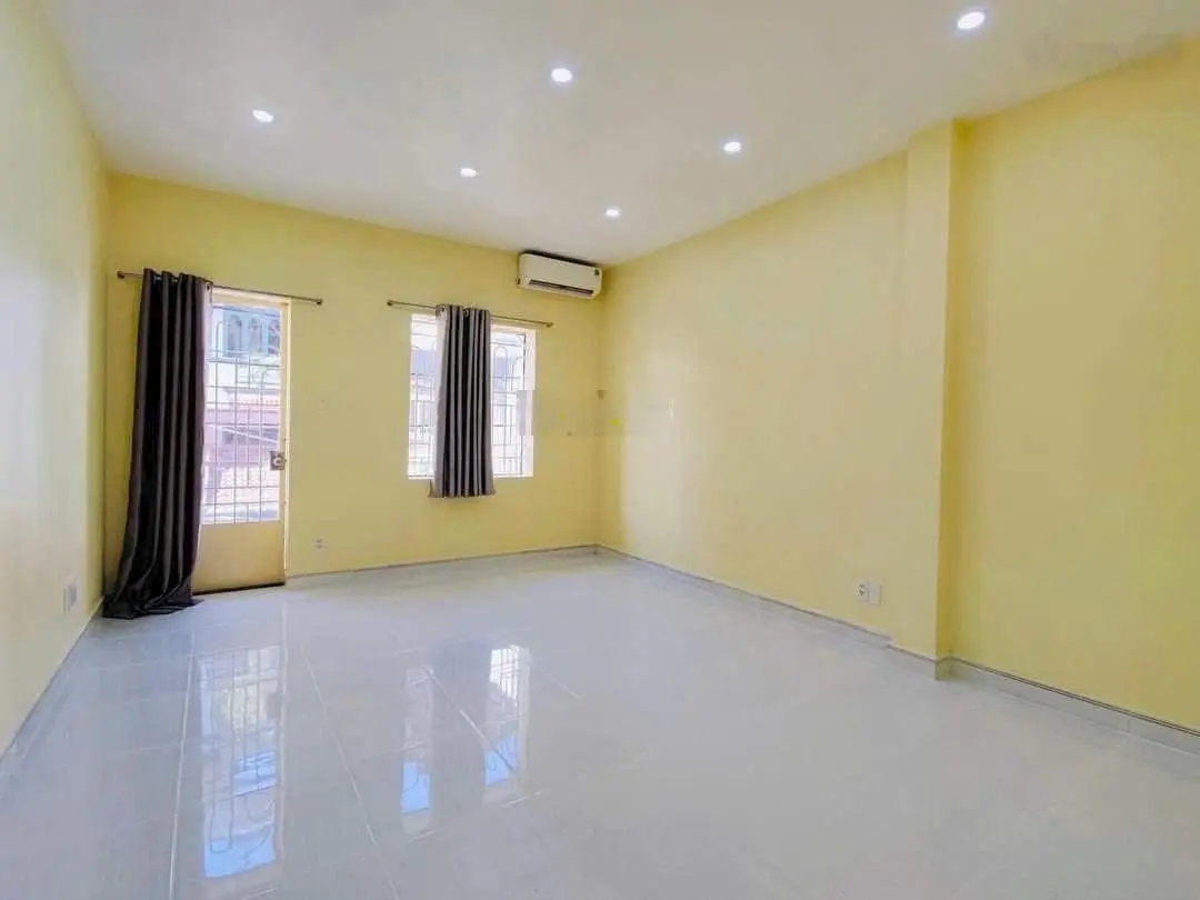 Bán nhà chính chủ hẻm đẹp 6m thông xe hơi 385/54 Lê Văn Thọ P9 4tầng 4PN 5WC 4x16m