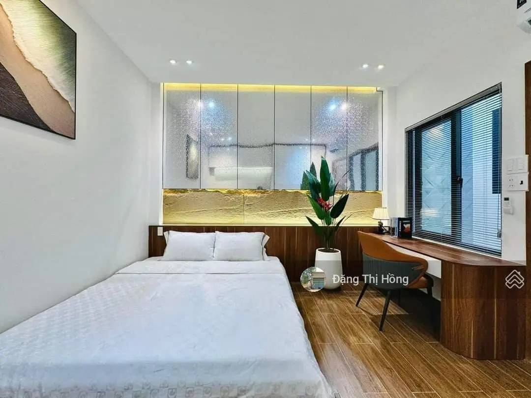 Bán nhà đang cho thuê 6tr đường Tân Liêm sau Lovera Khang Điền cách quốc lộ 50 chỉ 500m, SHR