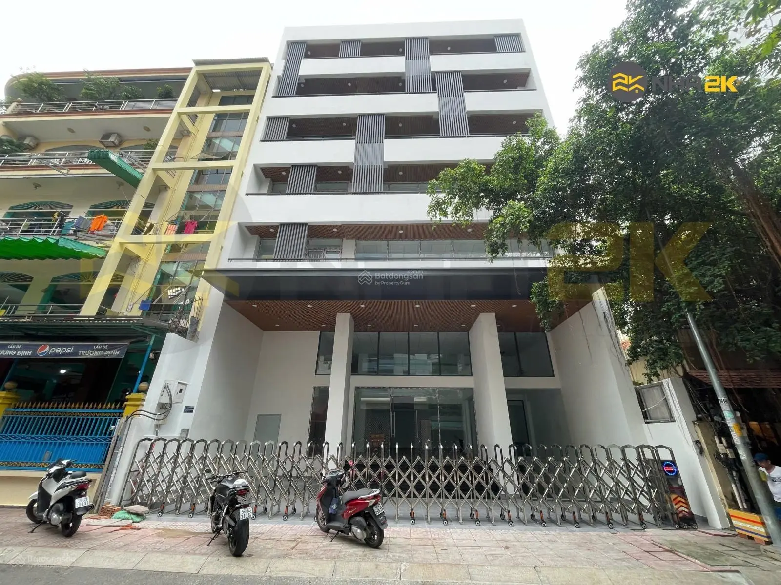 Tòa nhà Nguyễn Hữu Cảnh, Bình Thạnh, 11x22m, Hầm + 5 Tầng - HĐT: 130 triệu, giá 43 tỷ