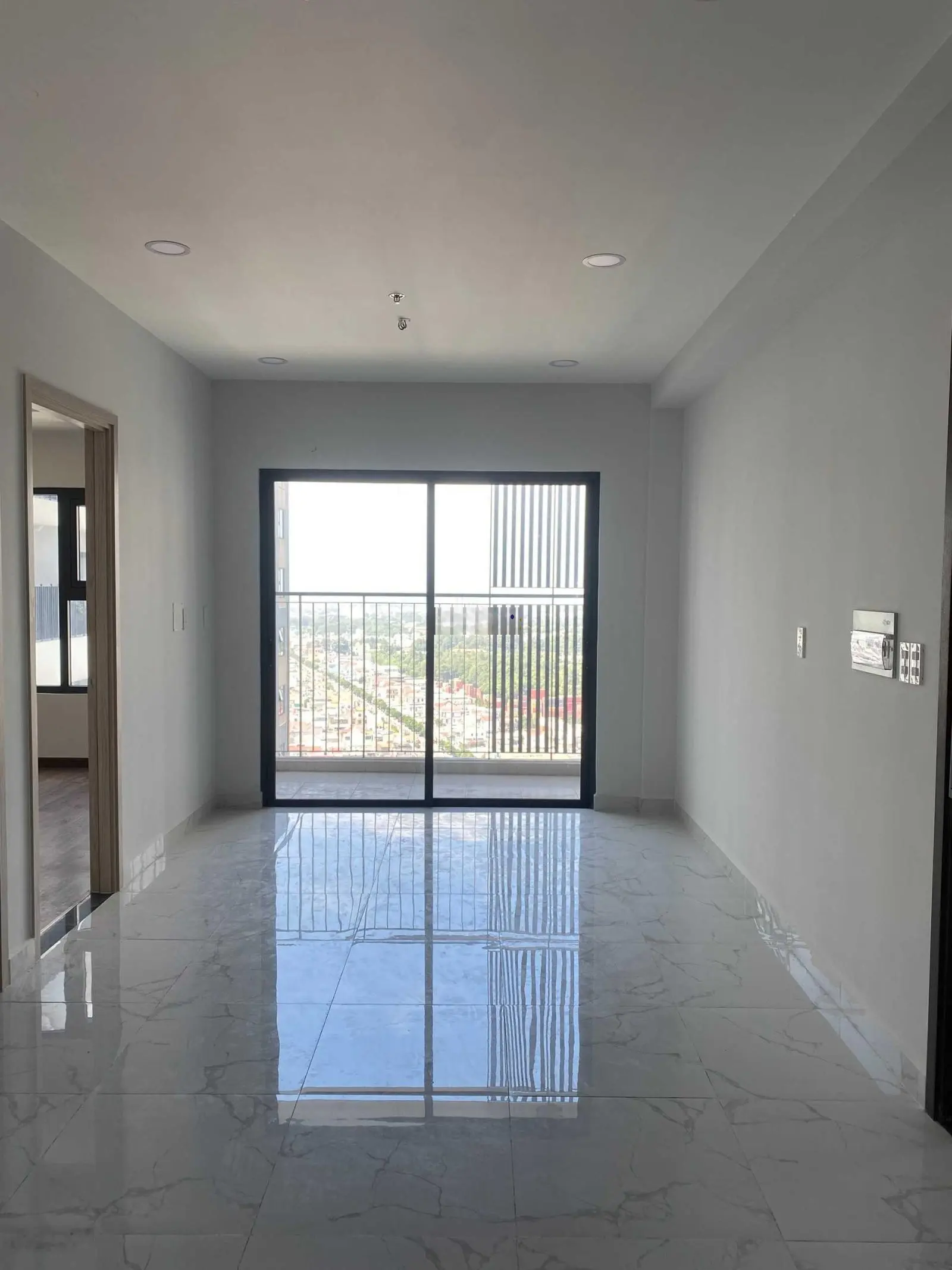 Bán nhanh căn hộ Charm City Dĩ An sẵn sổ công chứng liền cho khách các căn 2pn