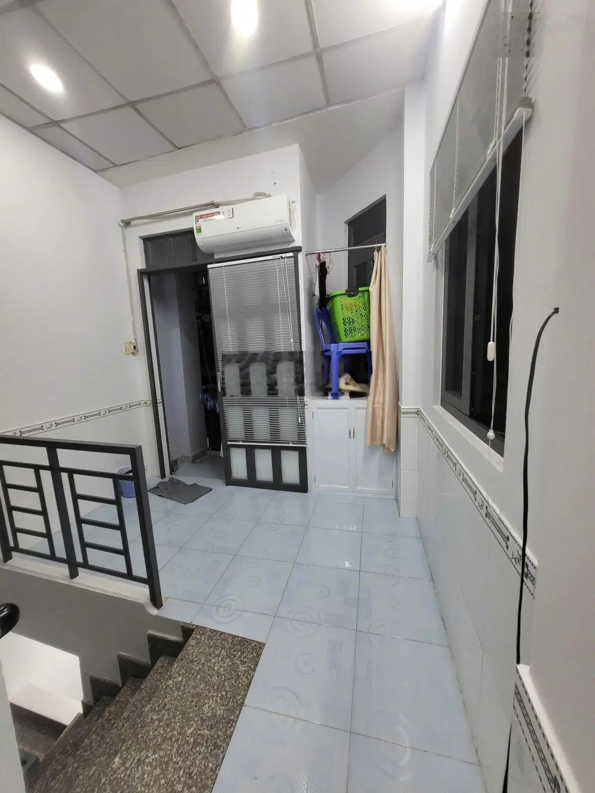 Bán nhà Kha Vạn Cân ( Linh Đông ) - 3 tầng kiên cố - full nội thất - SHR - không qui hoạch