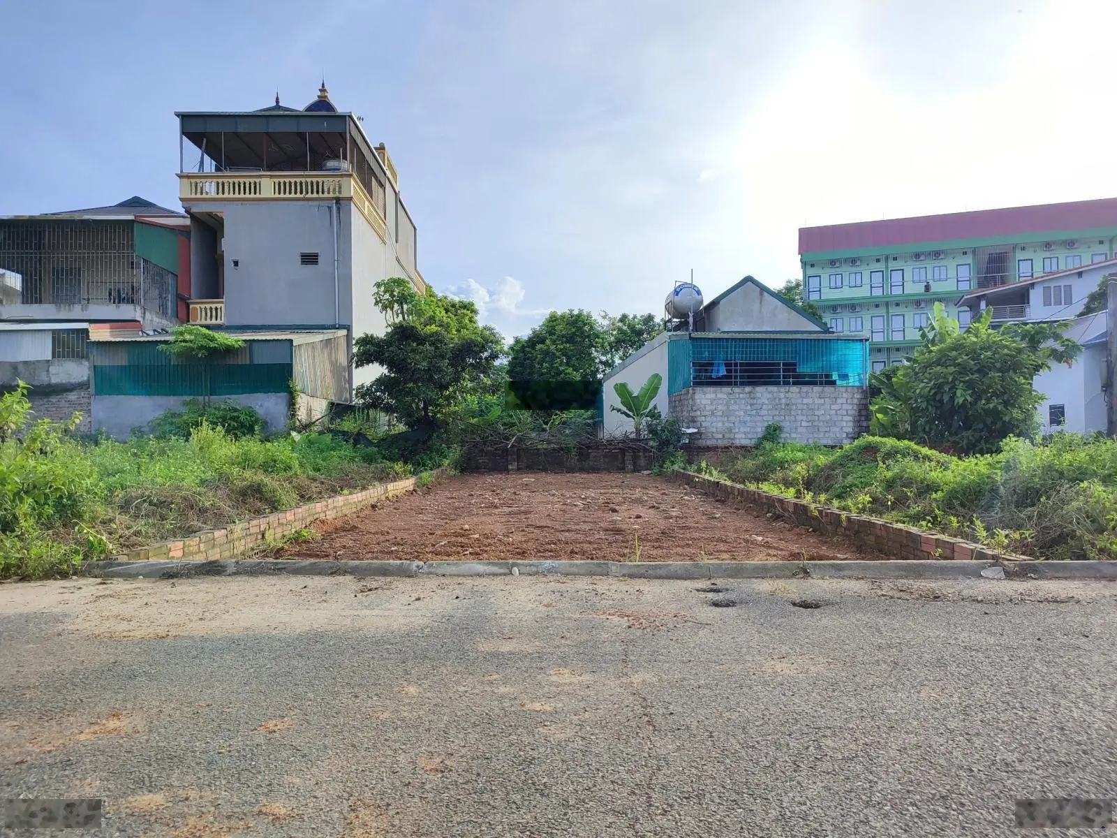 Chính chủ cần bán mảnh đất sát Hồ Sen rộng 3ha đẹp nhất Hòa Lạc sát đại học FPT giá giá 3x triệu!