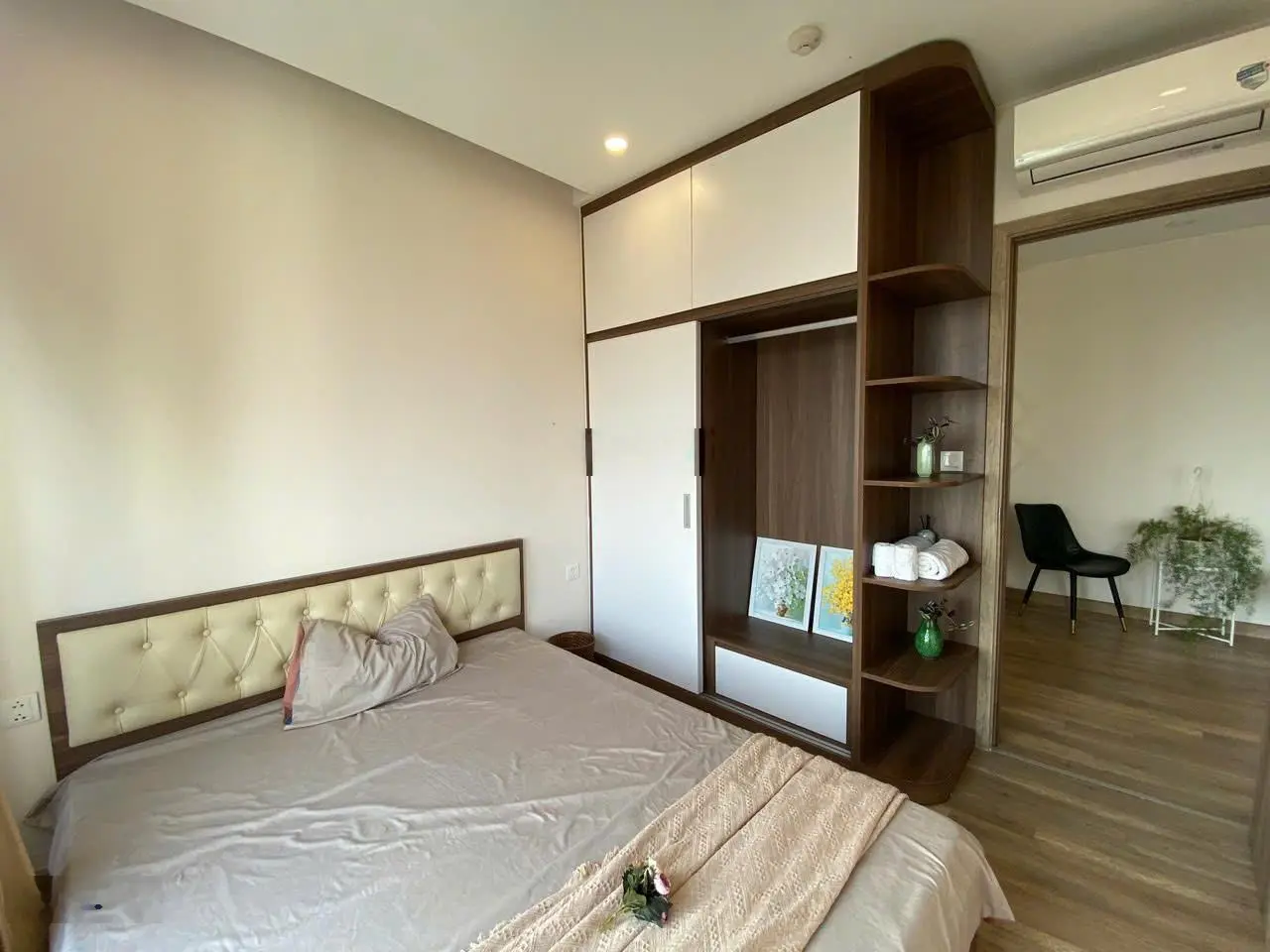 Bán 2pn 2wc Haven Park, 58m2, full đồ, 3.2 tỷ bao phí, view biệt thự đảo, hướng nam. 0337 259 ***