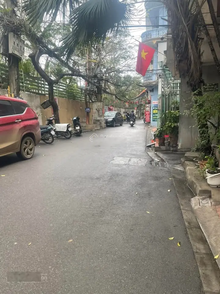 Bán nhà Ngã Tư Sở - ô tô tránh kinh doanh 40m2 - 10 tỷ