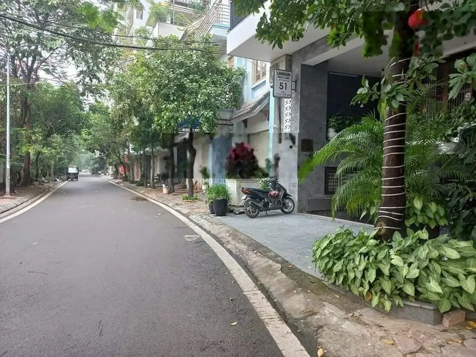 Bán nhà Nguyễn Khánh Toàn, Cầu Giấy lô góc 76m2, 8 tầng, 45 chỗ, thông sàn, 23 tỷ , 100 triệu
