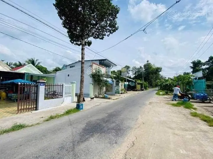 Bán nhà mặt tiền lộ liên xã Phú Nhuận