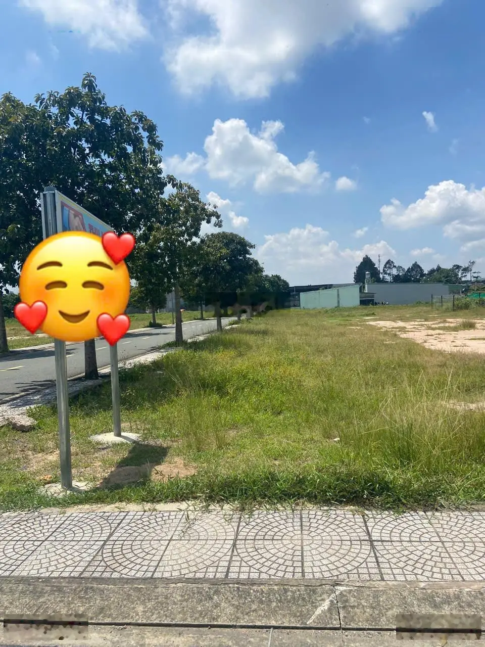 Chủ bán gấp lô đất ngay cổng Khu công nghệ cao khả năng khai thác cao, thanh khoản dễ. Gần sân bay