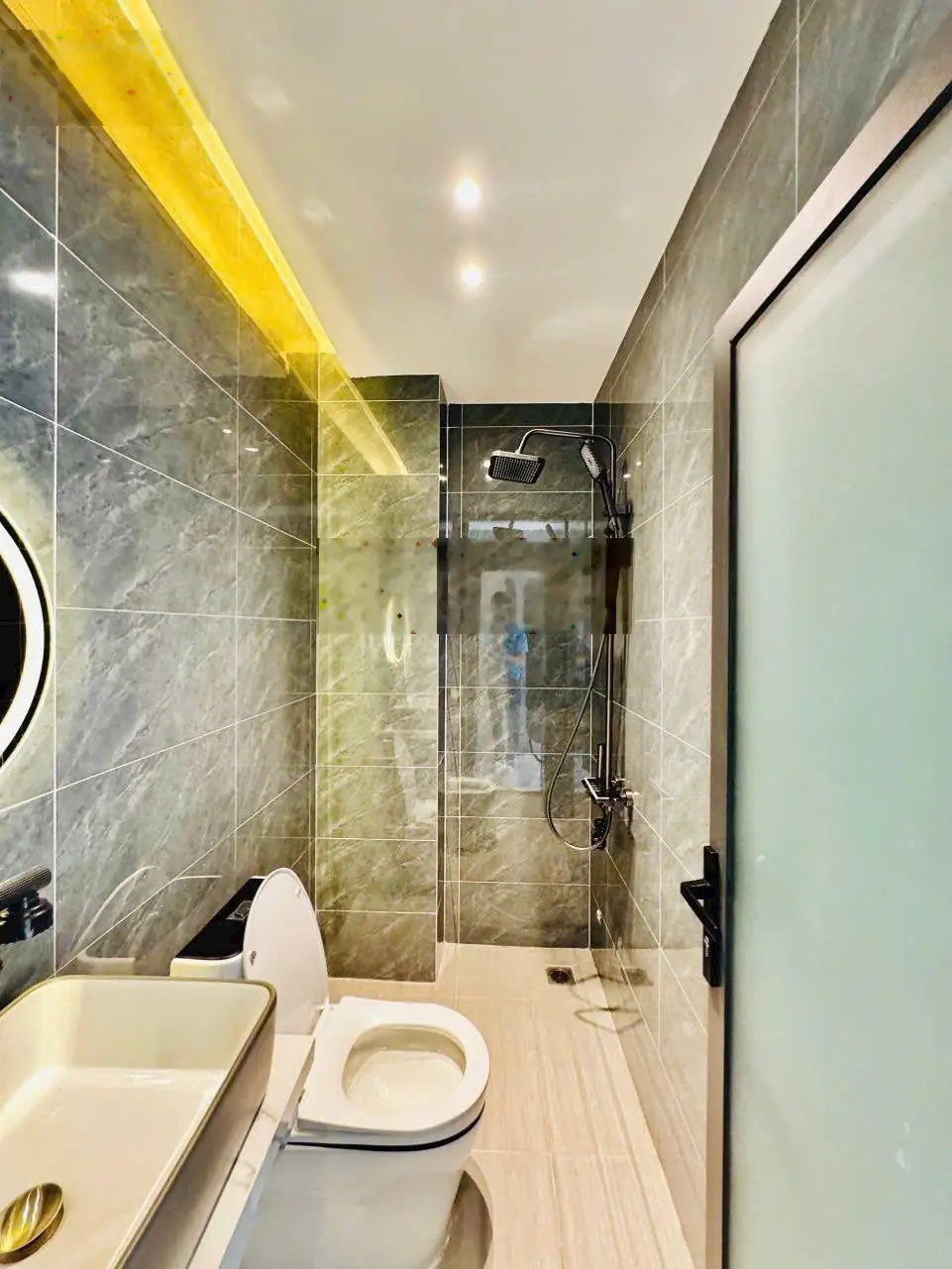 Nhà đang cho thuê 25tr/tháng tại Huỳnh Văn Bánh, Phường 11, Phú Nhuận cần sang nhượng lại chỉ 3tỷ85