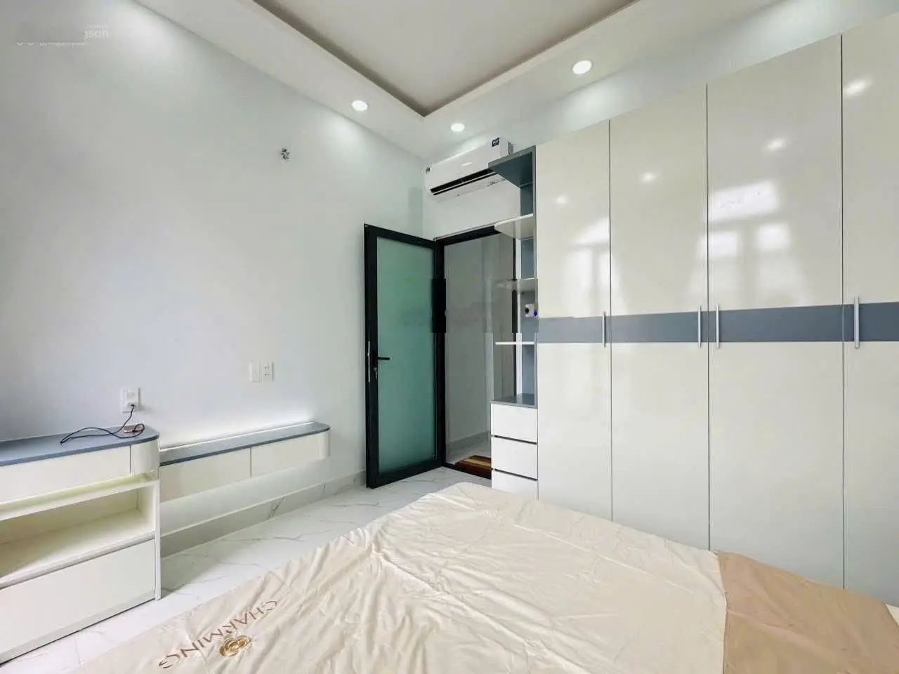 Bán NR 2PN 2WC tại Phường 6, Q6, TP. HCM giá siêu hời, 41,8m2- 1tỷ670