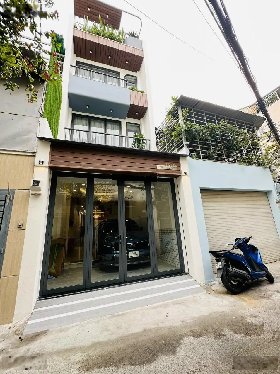 Nhà đẹp HXH Đ. Đất Thánh, P. 6, Q. TB, 4m x 15m, DT 60m2, giá 11 tỷ TL